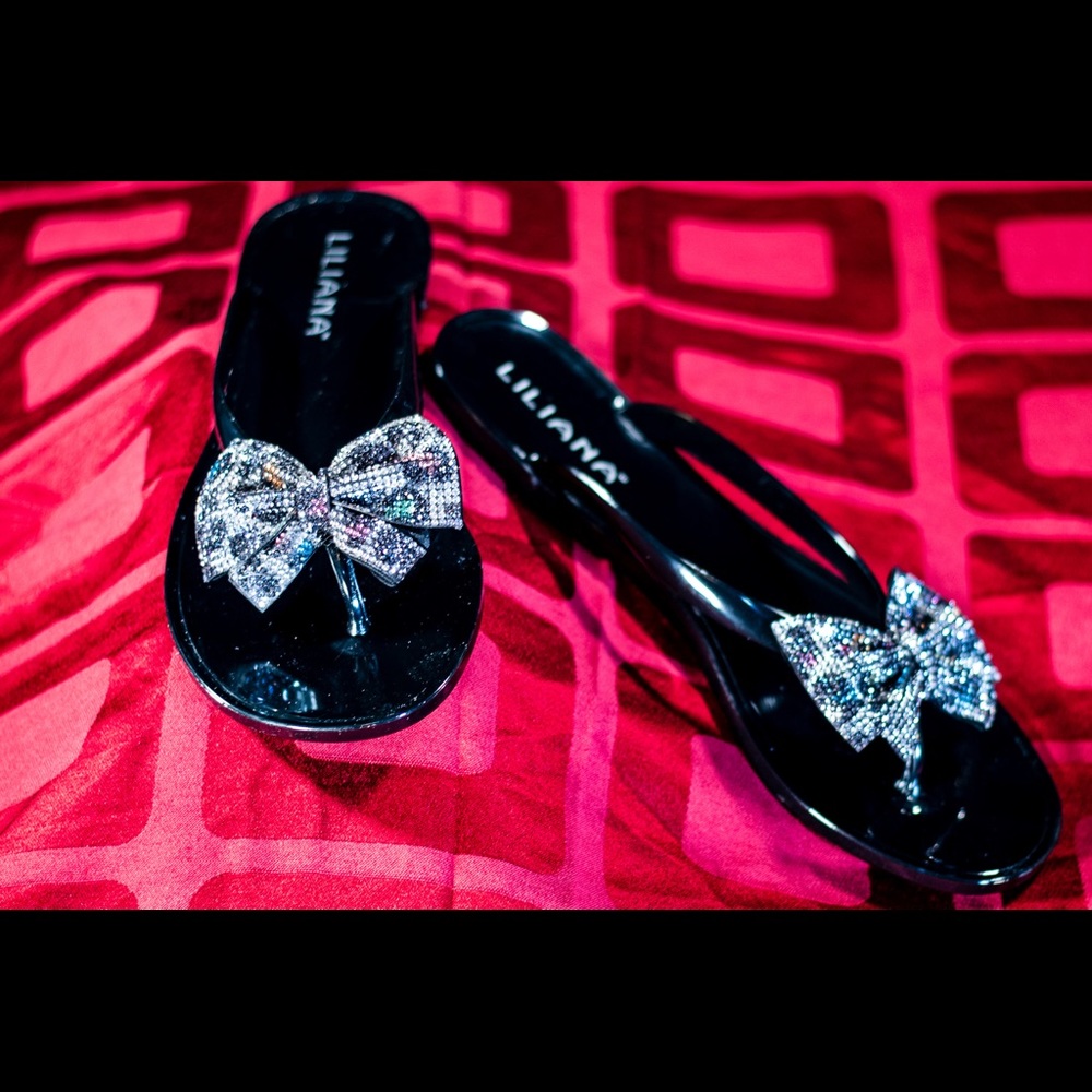 Multi Leopard Sparkle Bow Metallic Thong Slide